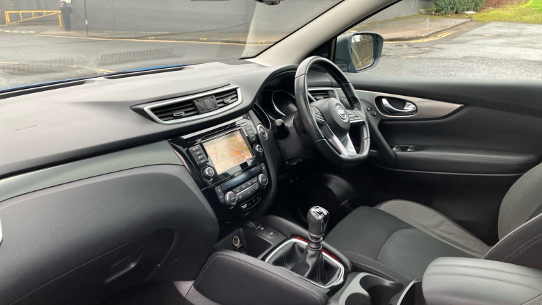 Nissan Qashqai 1.5 dCi 115 N-Connecta 5dr Diesel Hatchback